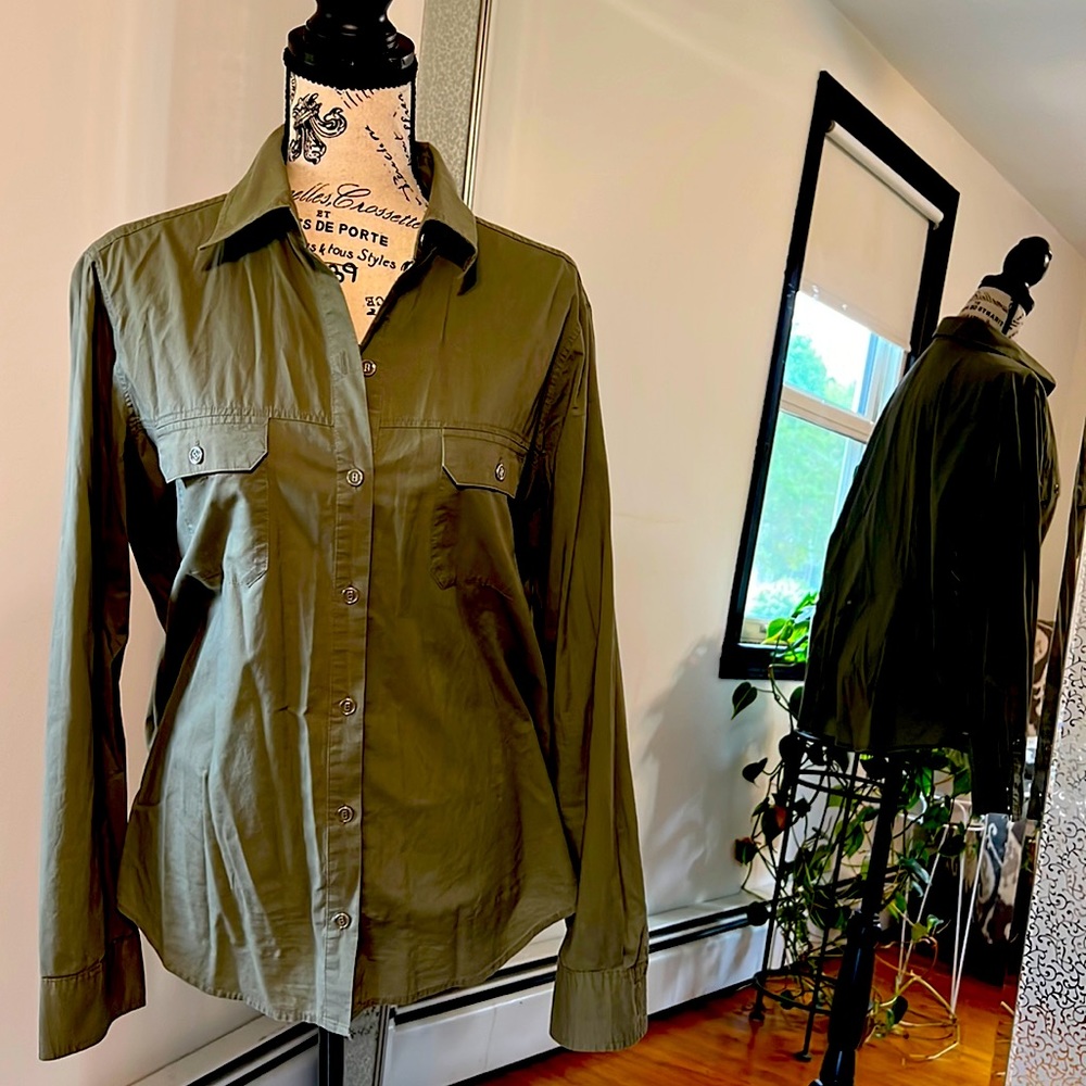 Camo green casual top